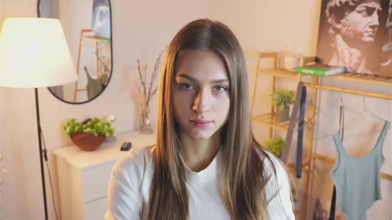 Offline ArletteEsten on Cam4