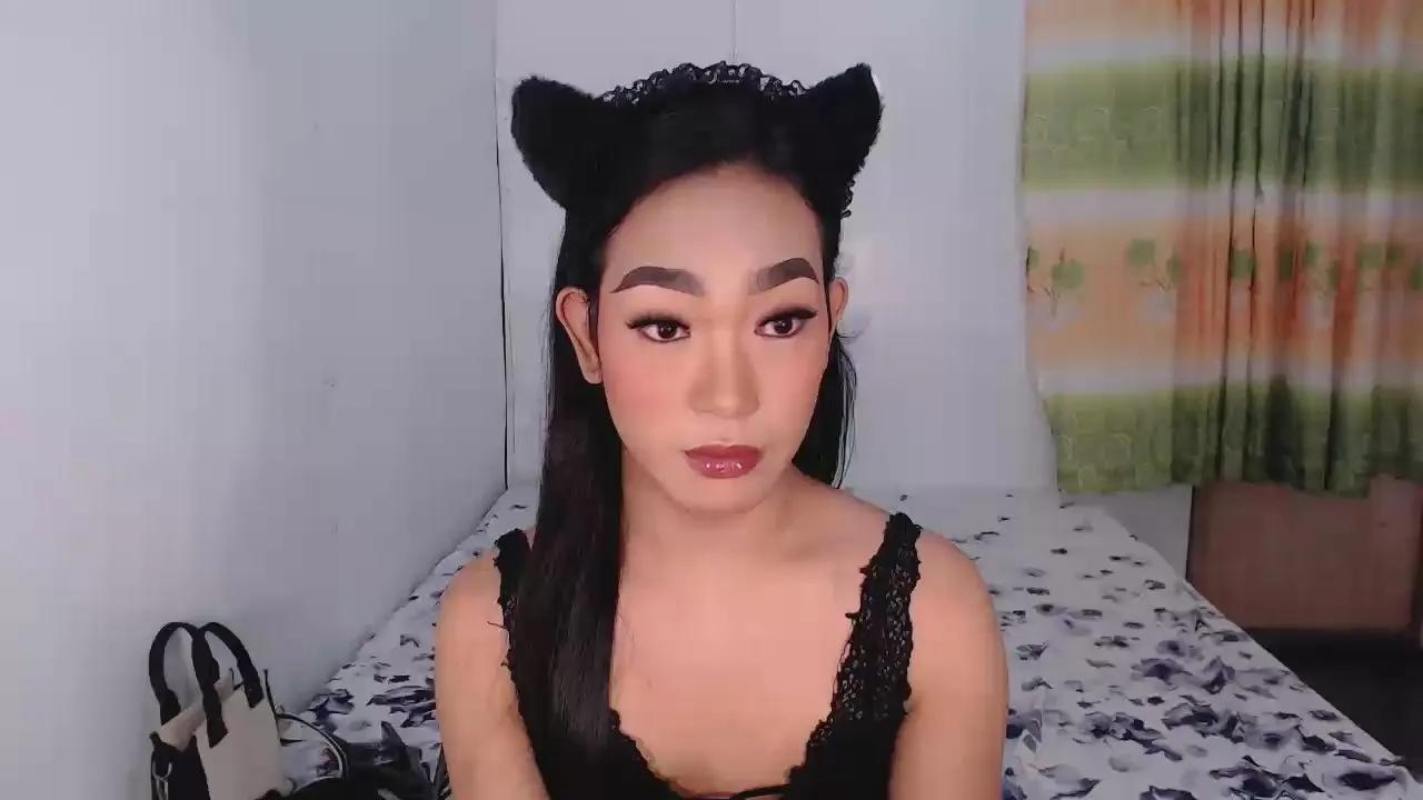 Avatar of AsianGoddest