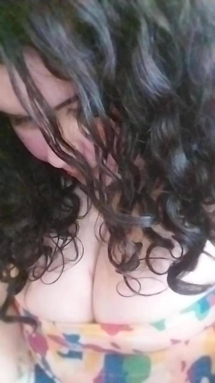 Offline Auroramunizrt on Cam4