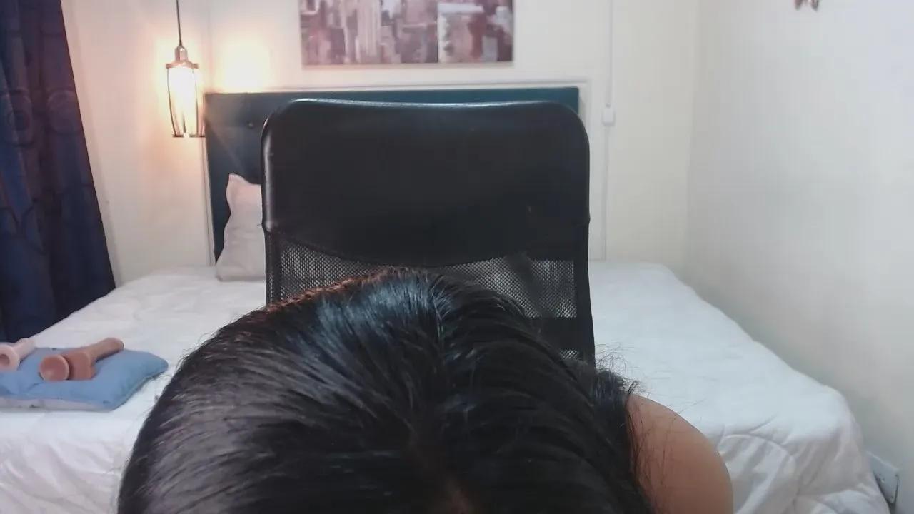 Offline azabachebabe on Cam4