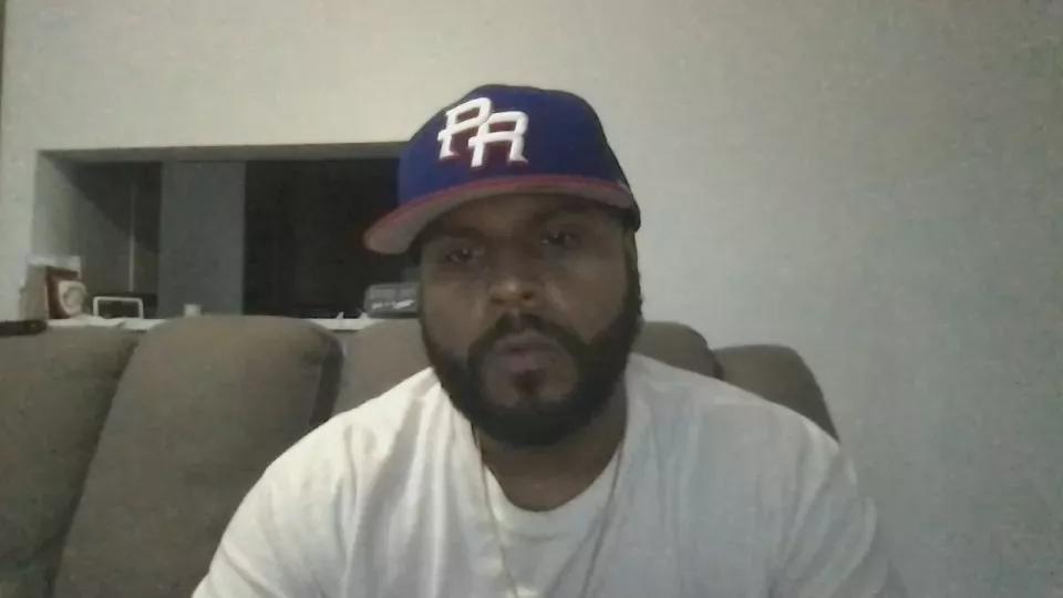babyboricua on Cam4 