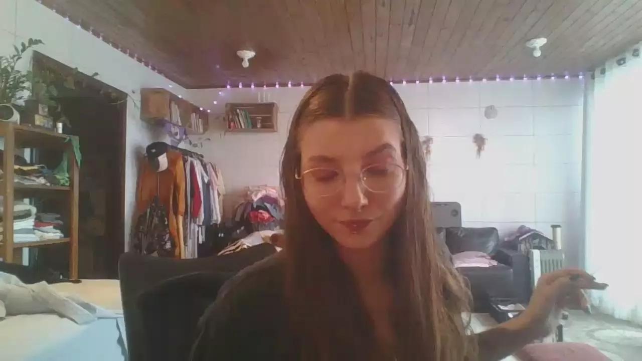 babydemon6 on Cam4 