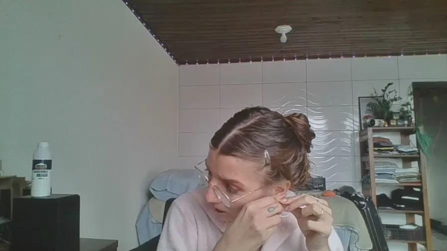 babydemon6 on Cam4 