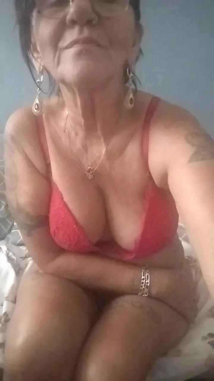 Babylove54 on Cam4 