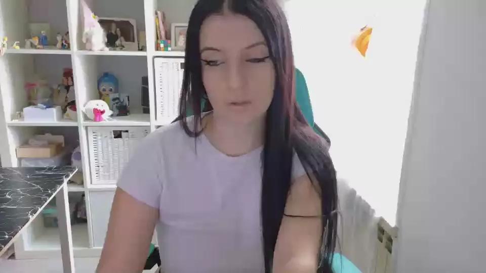 Baddiee__ on Cam4 