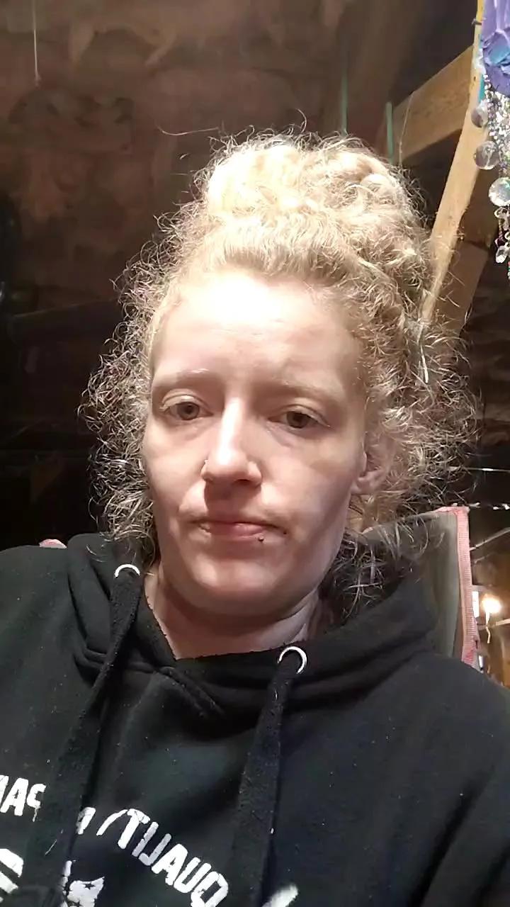 Avatar of BanginBlondie