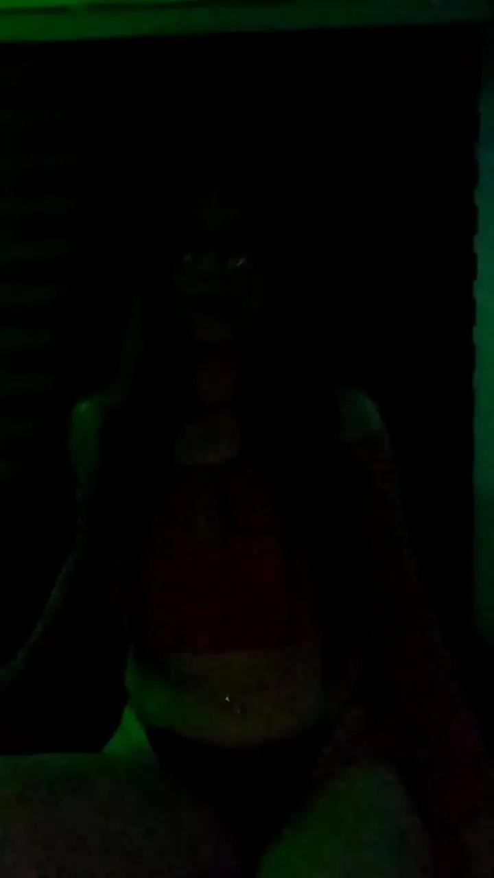 Offline Barbara_belen4 on Cam4