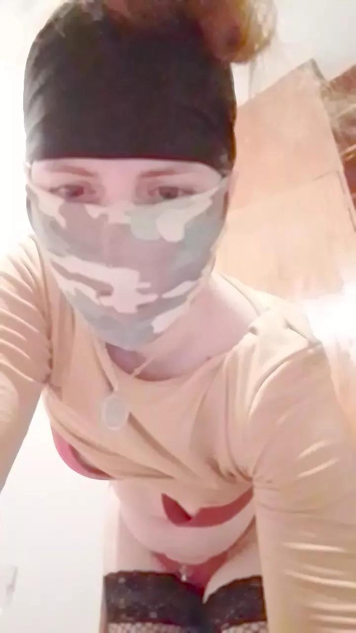 barby402 on Cam4 