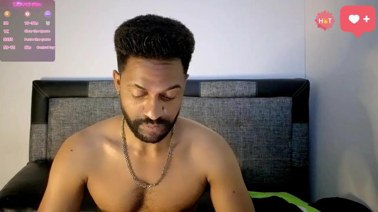 bbcblackhot33 on Cam4 