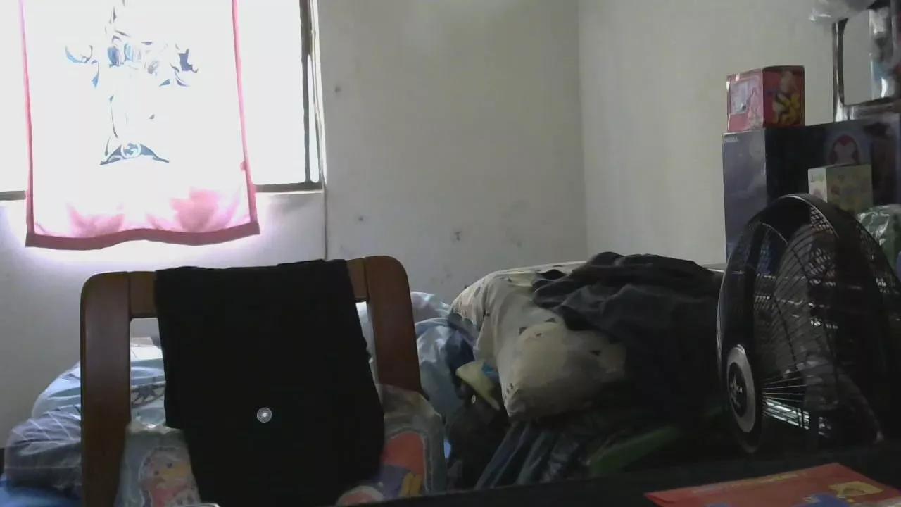 bbq322 on Cam4 