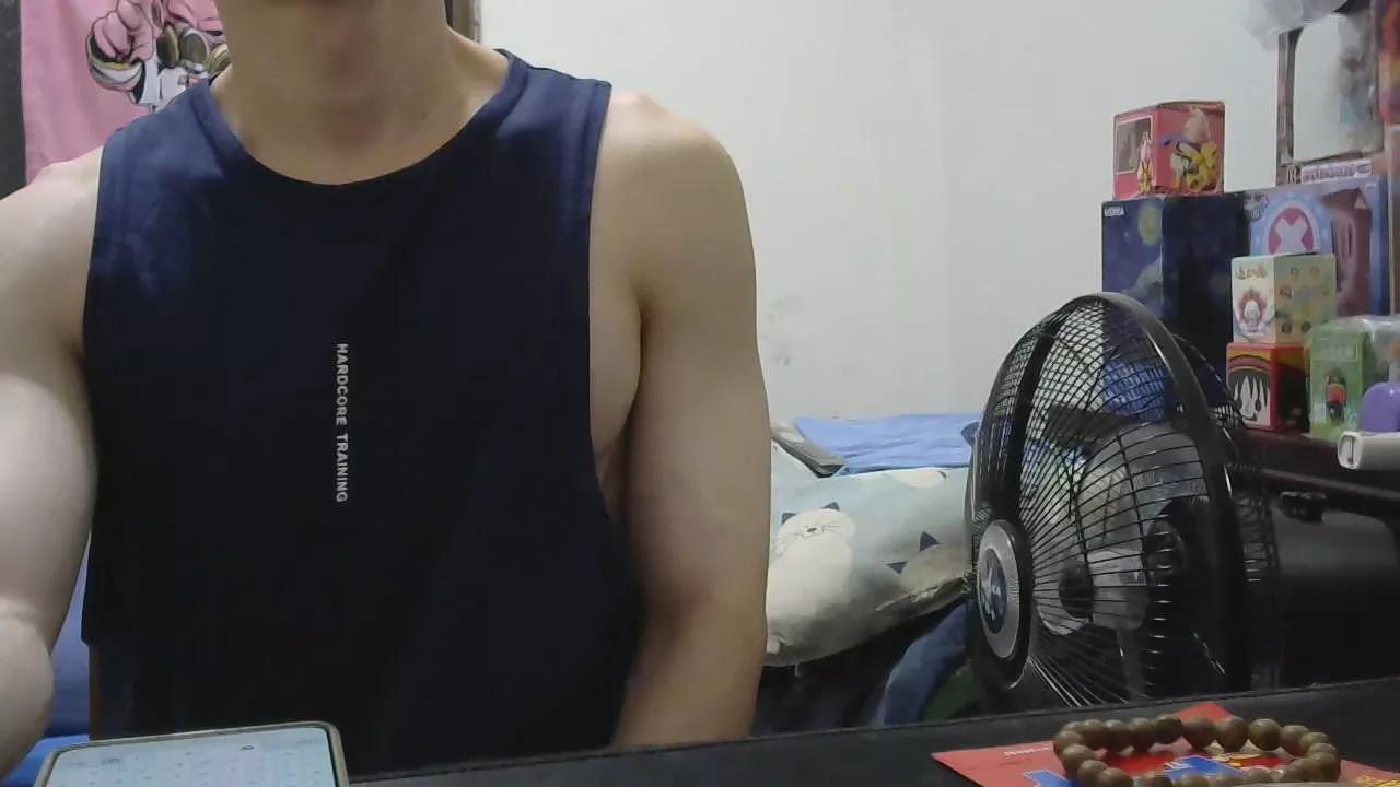 bbq322 on Cam4 