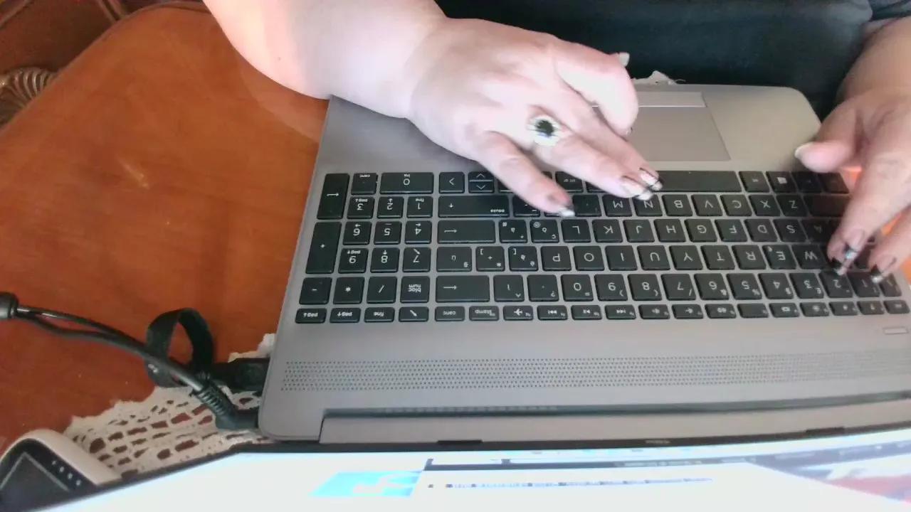 BBW_GrandiForme on Cam4 
