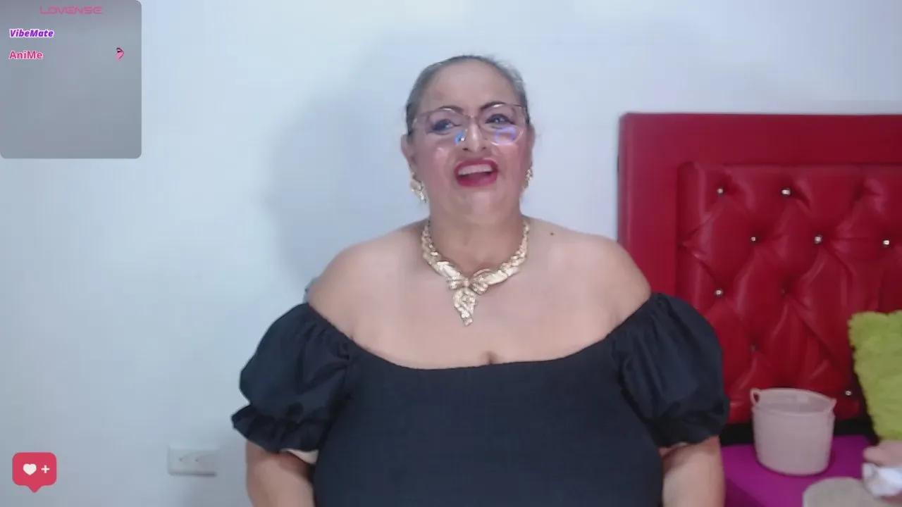 BBW_salome on Cam4 