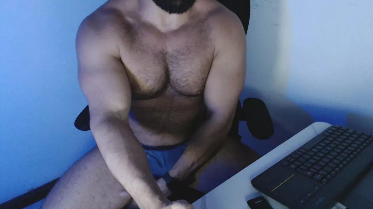 beard_man_sexy on Cam4 