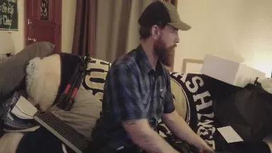 Beardedveteran on Cam4 