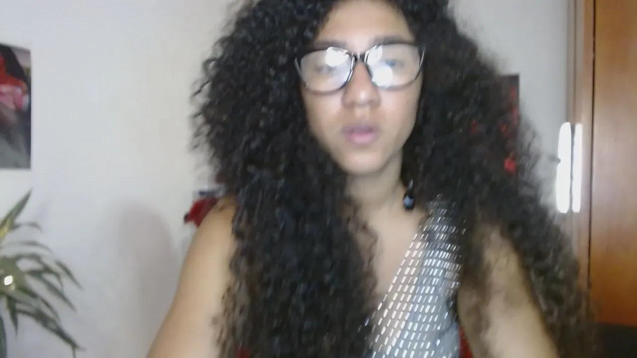 Bellacrespa on Cam4 