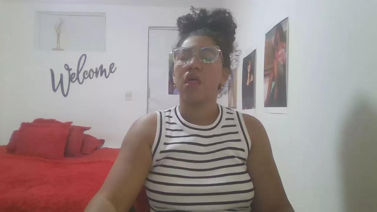 Bellacrespa on Cam4 