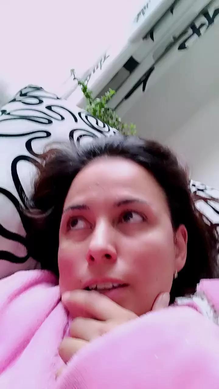 bellajade1985 on Cam4 