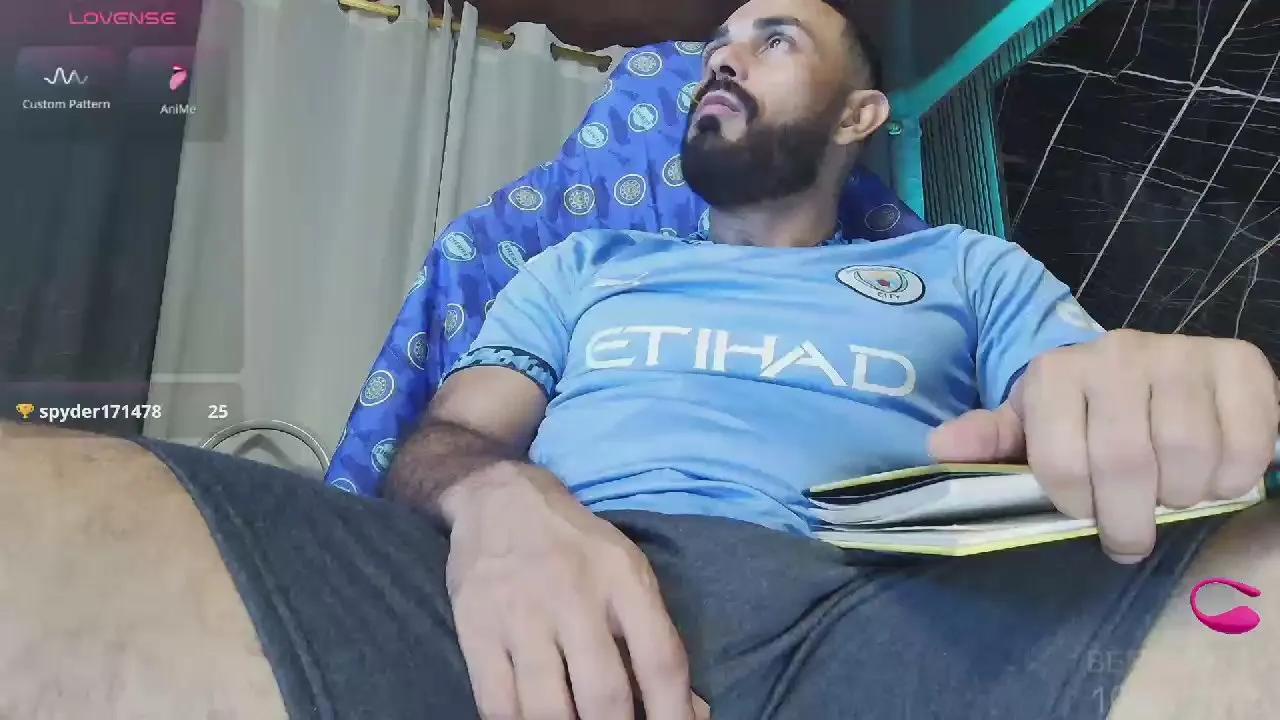 BenBlaze on Cam4 