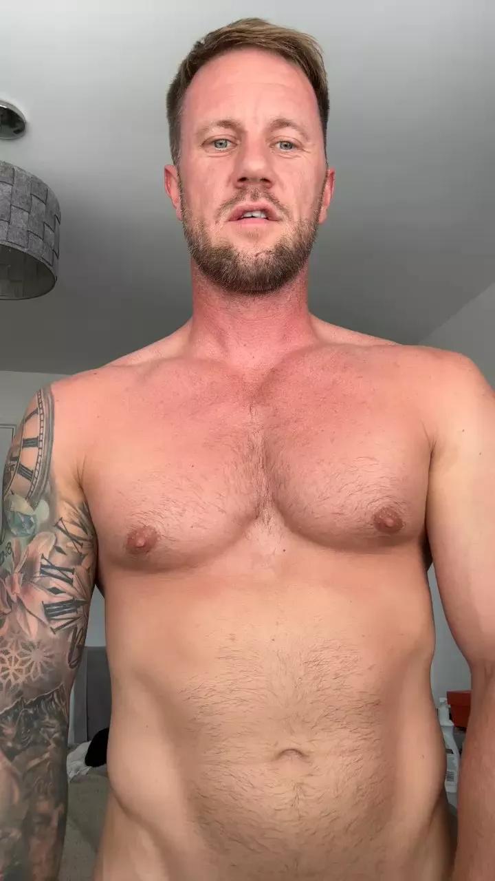 Benjay74 on Cam4 