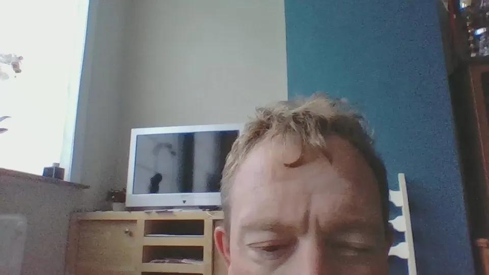 Offline bertolini83 on Cam4