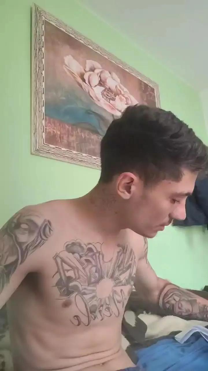 Offline Bhsd on Cam4