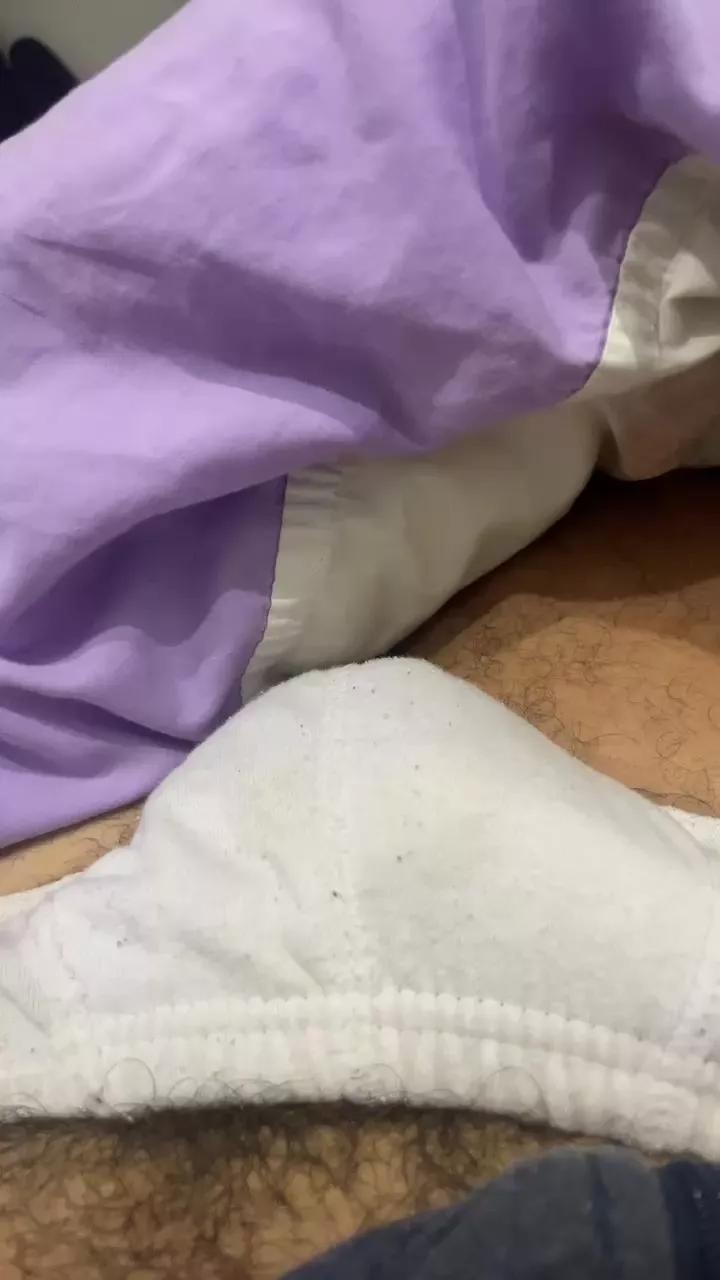 bigballslatino1 on Cam4 