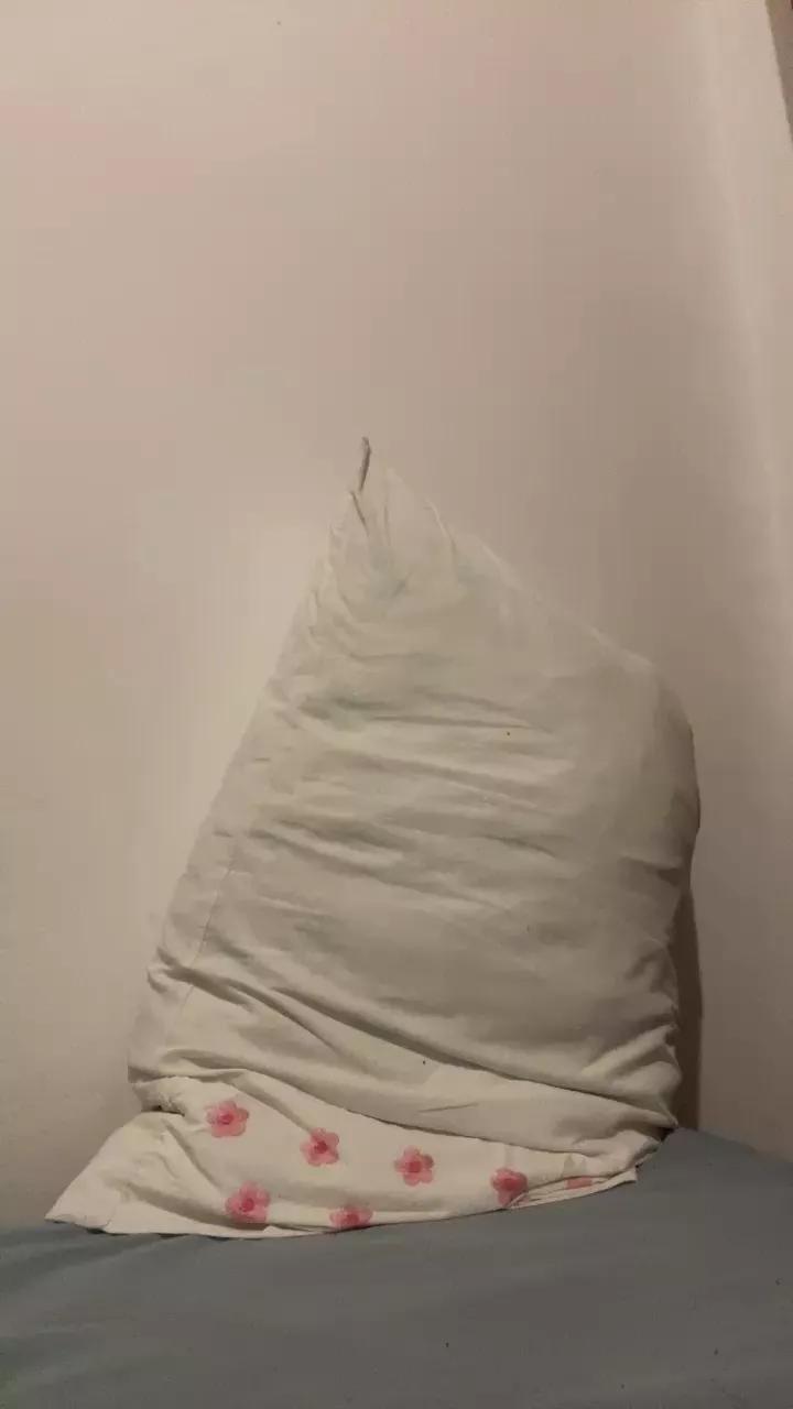 bigballslatino1 on Cam4 