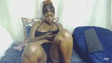 Bigbooty1231 on Cam4 
