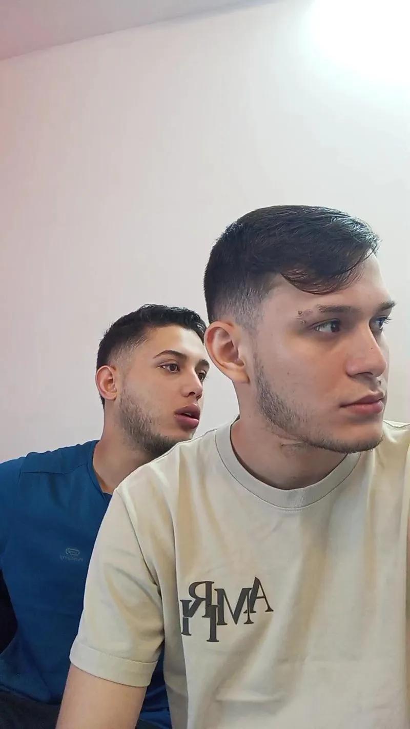Billyytomy on Cam4 