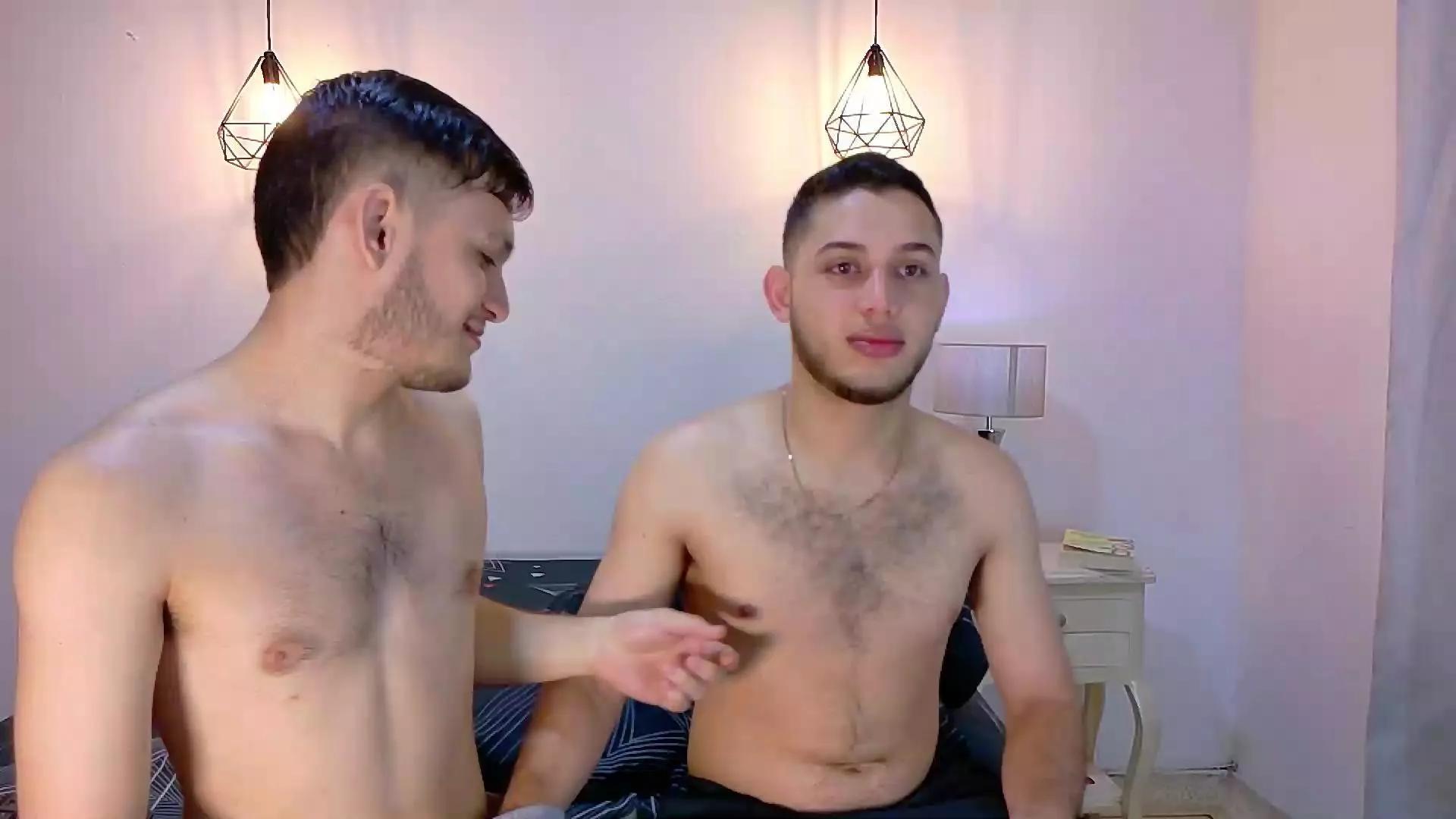 Billyytomy on Cam4 