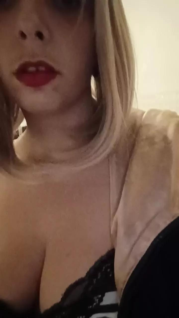 bimbanympho on Cam4 