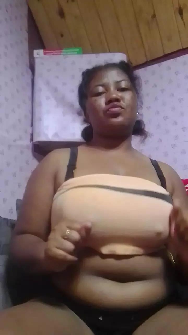 Offline blackhoney_fun on Cam4