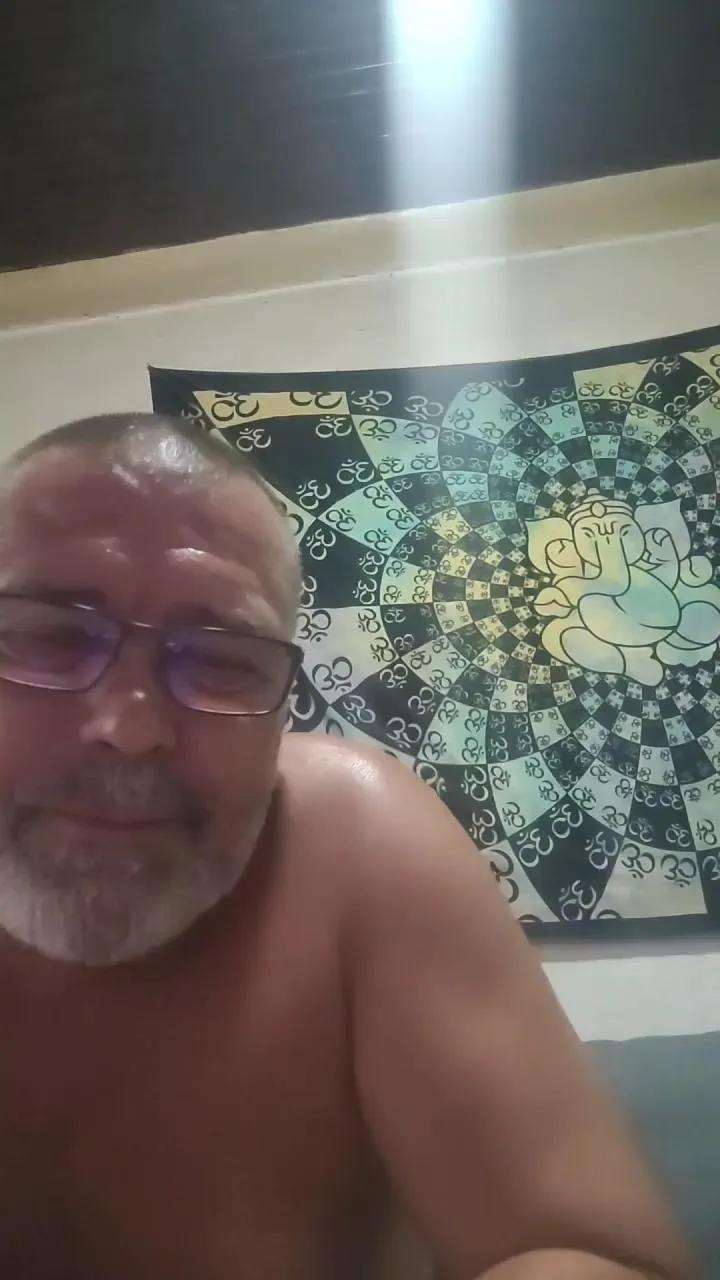 Bobosse837 on Cam4 