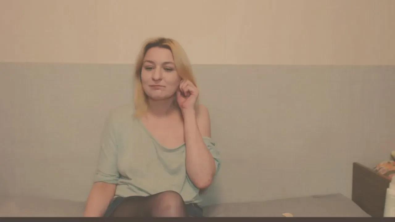 bonnie_kisssexy on Cam4 