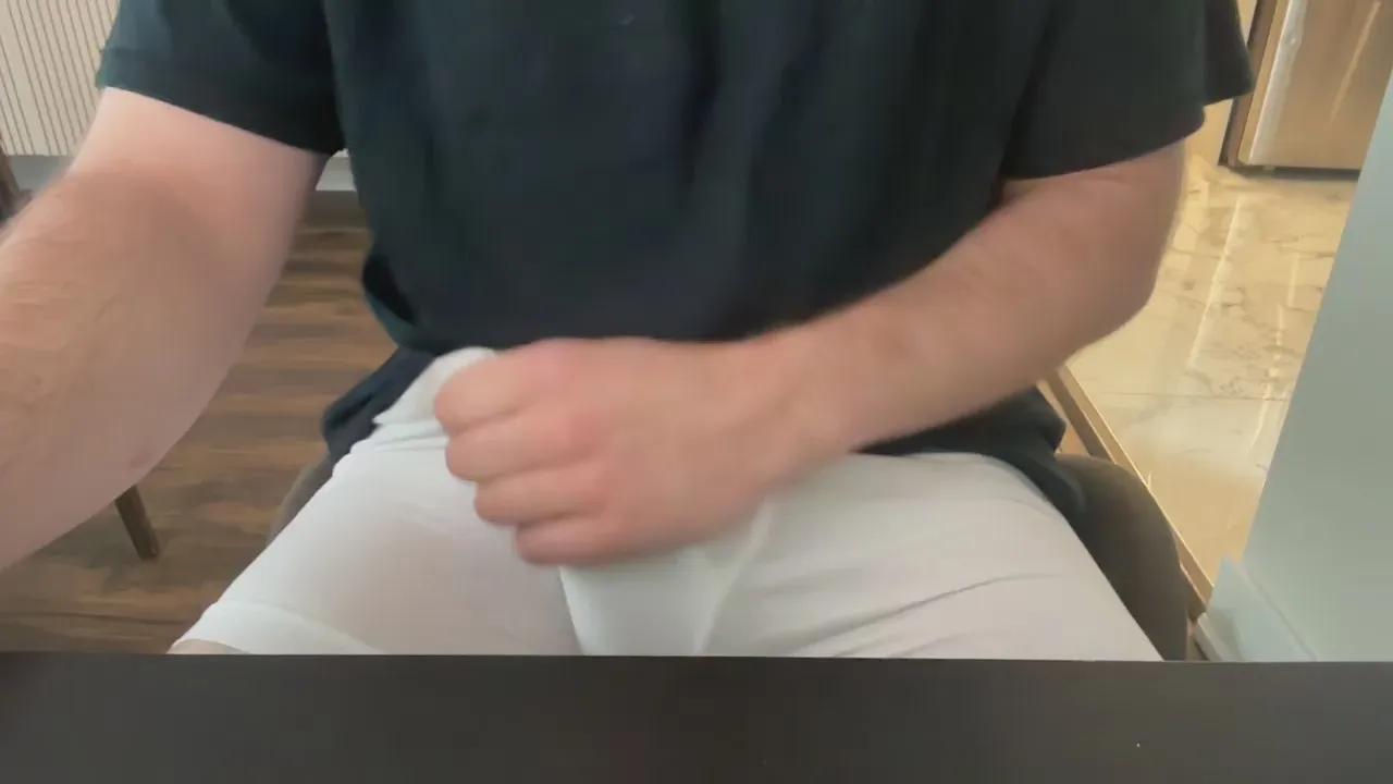 Avatar of boredhornyboy19