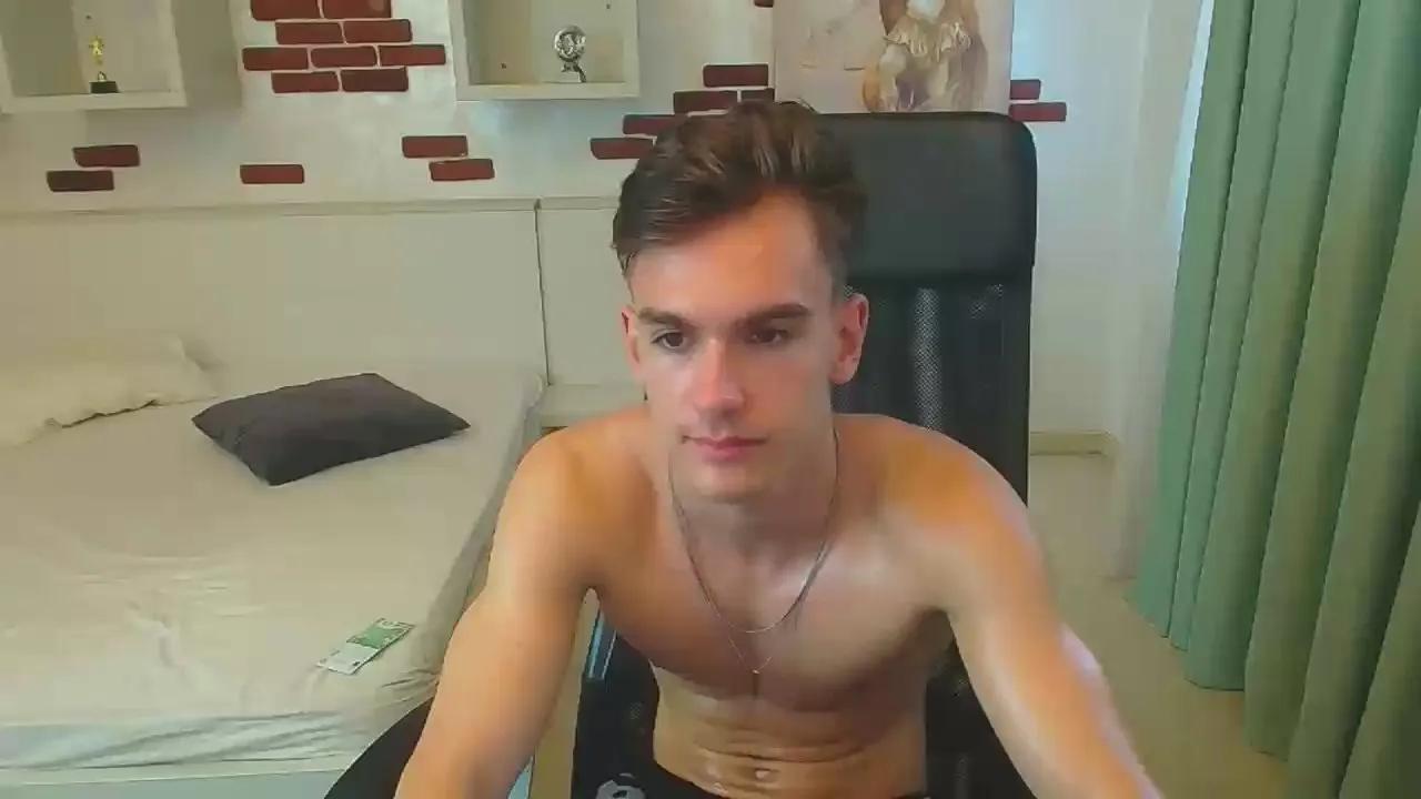 Cam4 BradyFlint is Freechat BradyFlint —  #C2C #armpits #cum #feet #amateur