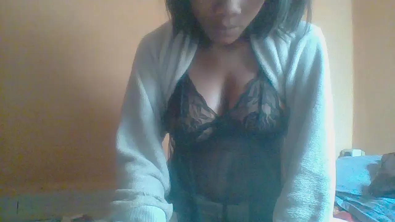 briscelatafit3 — Freechat on Cam4