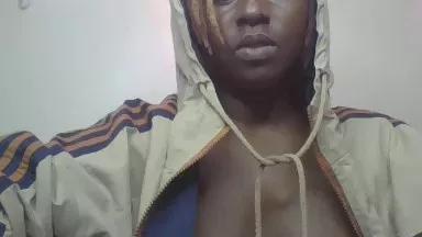 Bubbly_babe on Cam4 