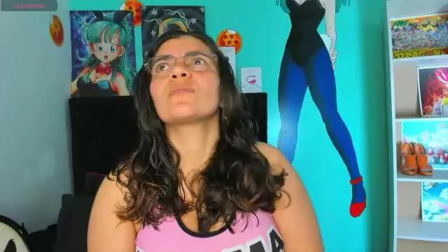 Offline bulma_hot_ on Cam4