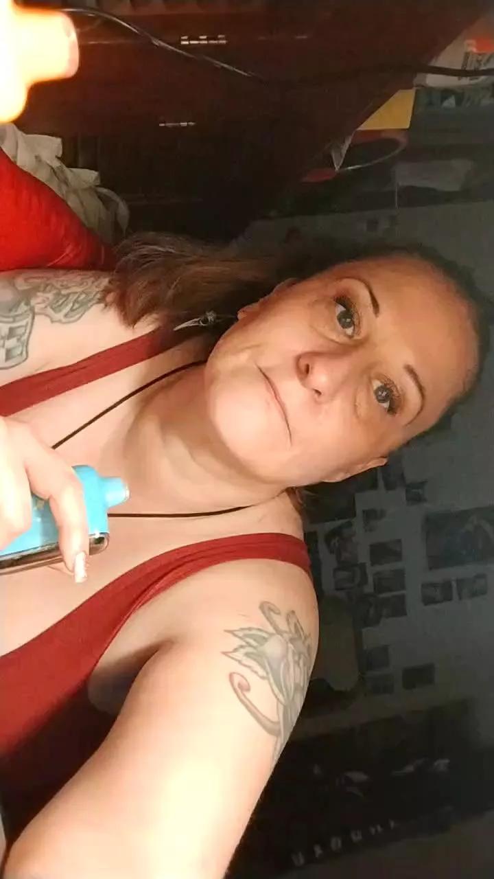 Offline ButtStuff805 on Cam4