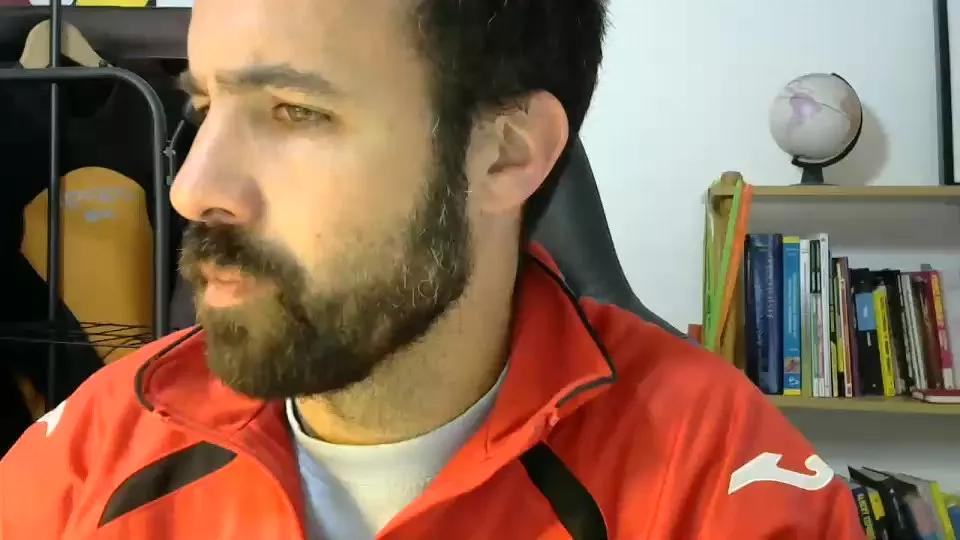 Caballero77777 on Cam4 