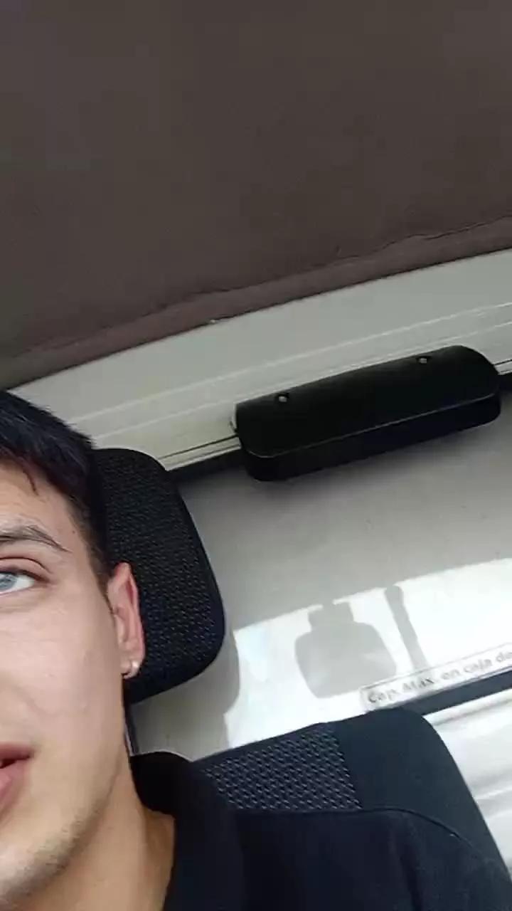 Offline cacharritosexy on Cam4