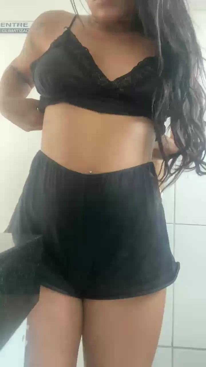 Camille022 — Freechat on Cam4