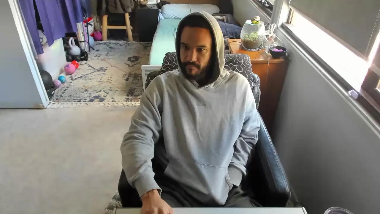 CassiusJohnson on Cam4 