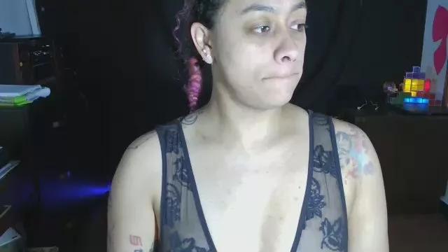 Cata_Blue_ on Cam4 