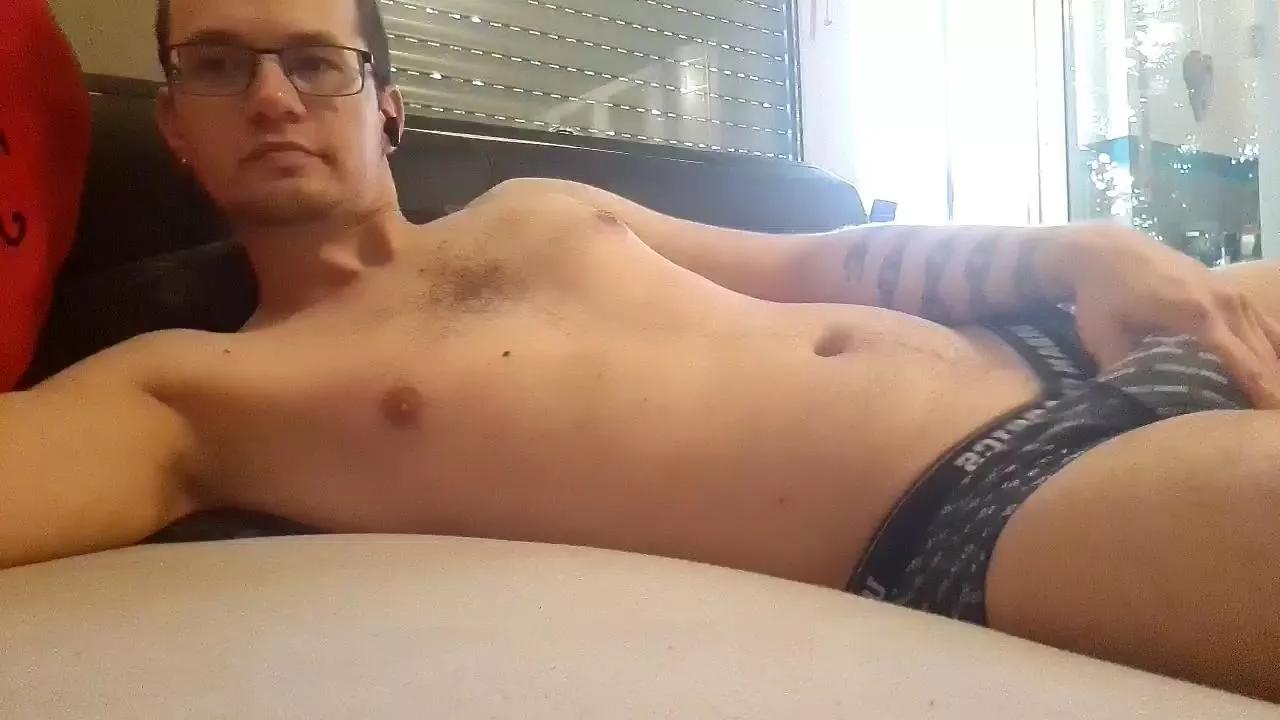 Offline Cdexsa on Cam4