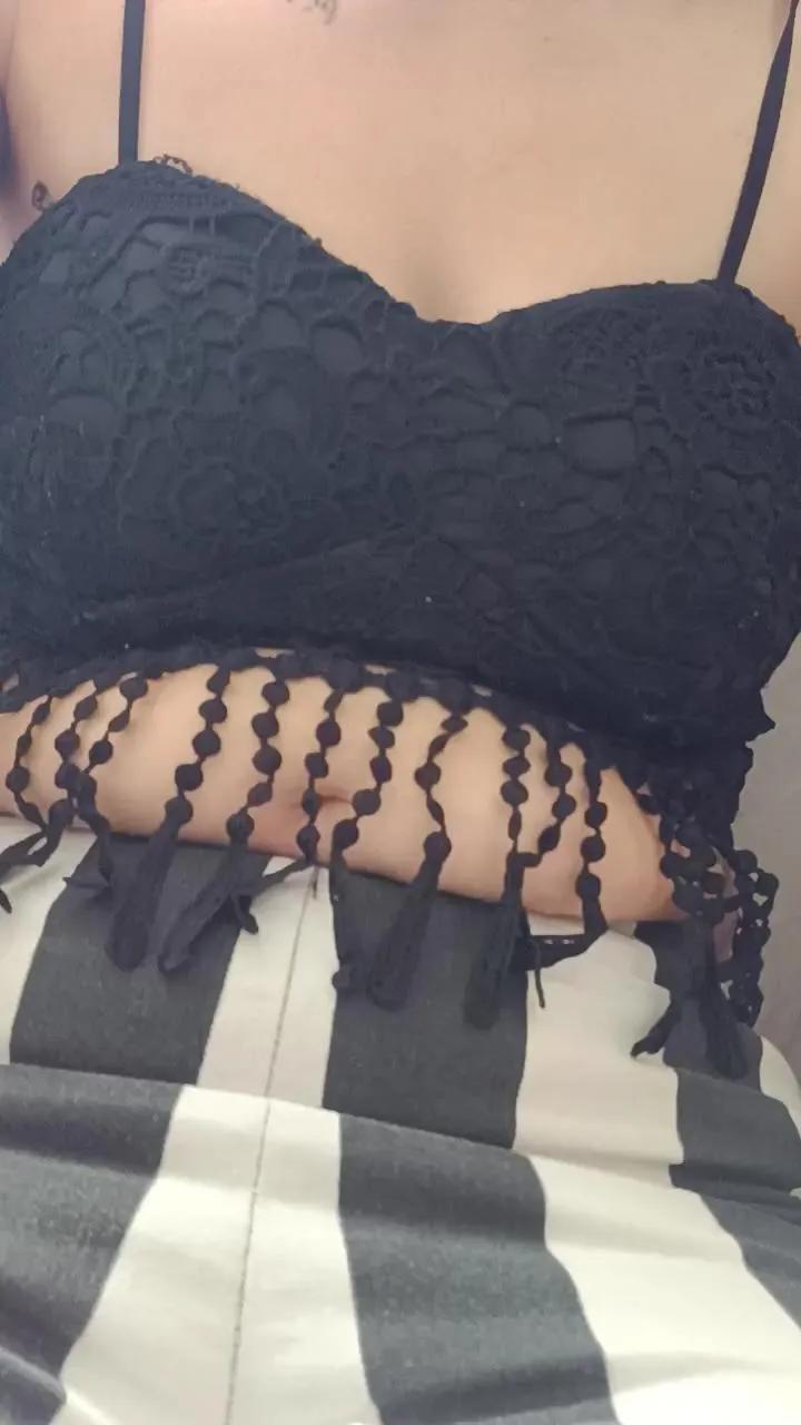 Offline Celynia on Cam4