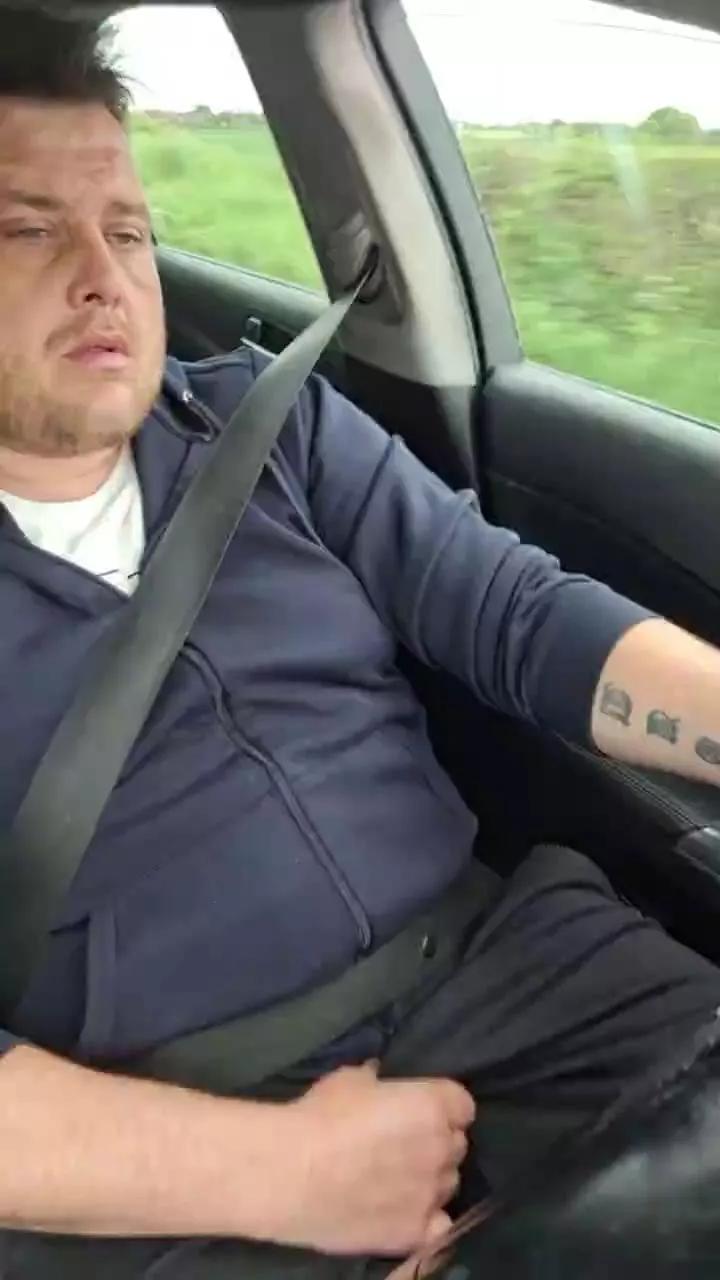 Chavbear on Cam4 