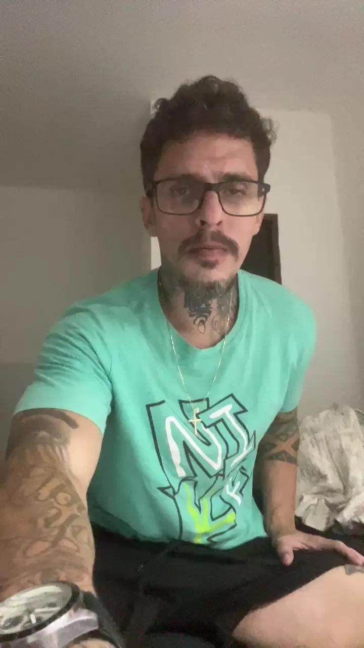 Offline Checkmatte43 on Cam4